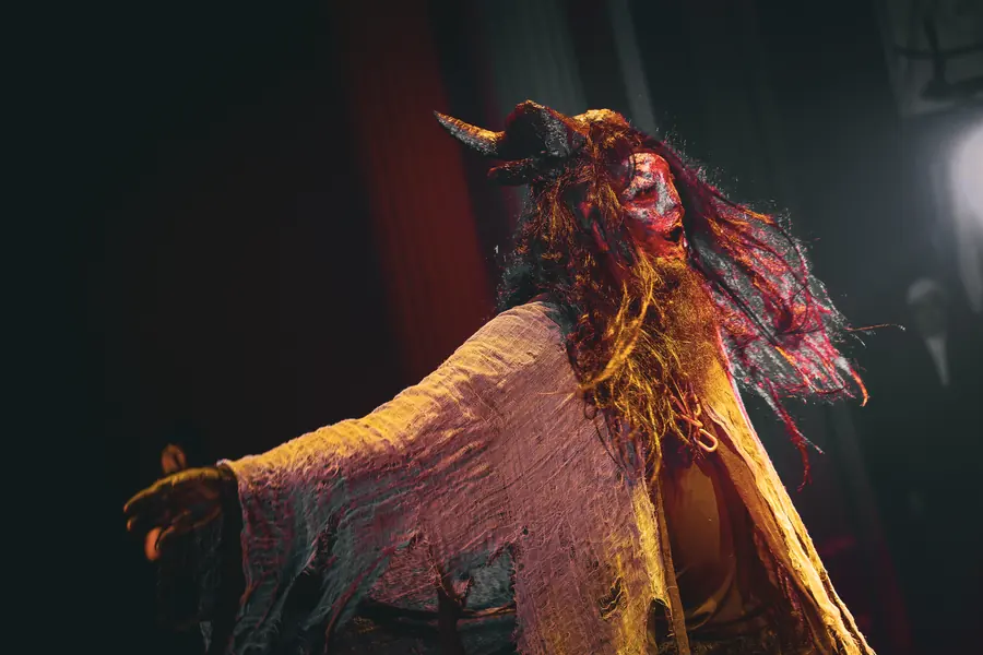 Foto 3 dari produksi DRACULA: REQUIEM